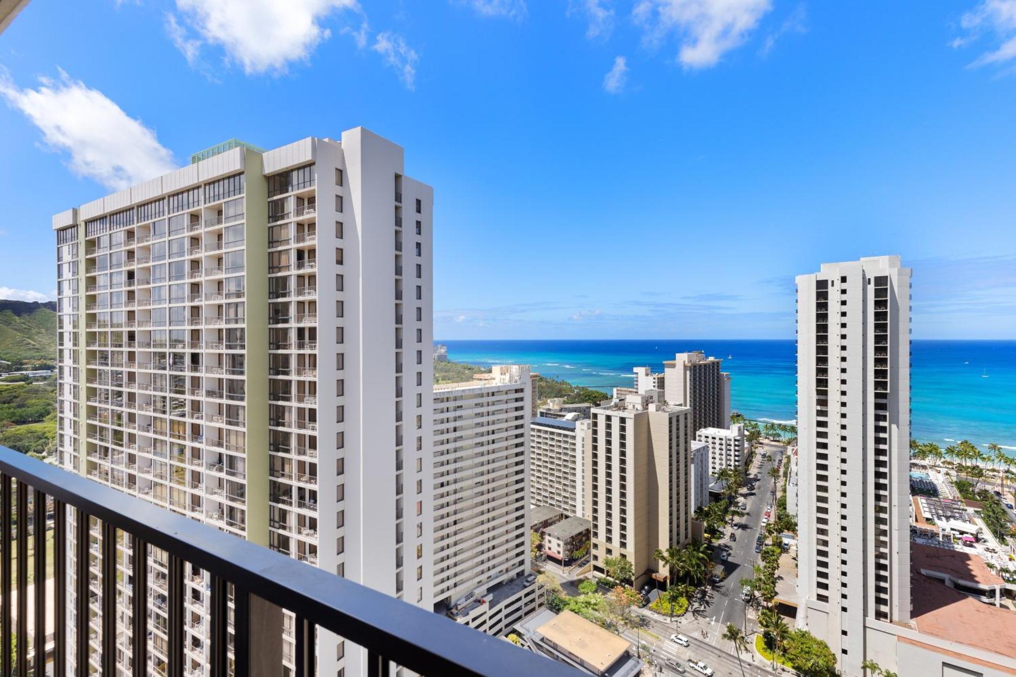 Beautifully Renovated 32Nd Floor Deluxe Ocean View Waikiki Condo Condo Honolulu Exterior foto